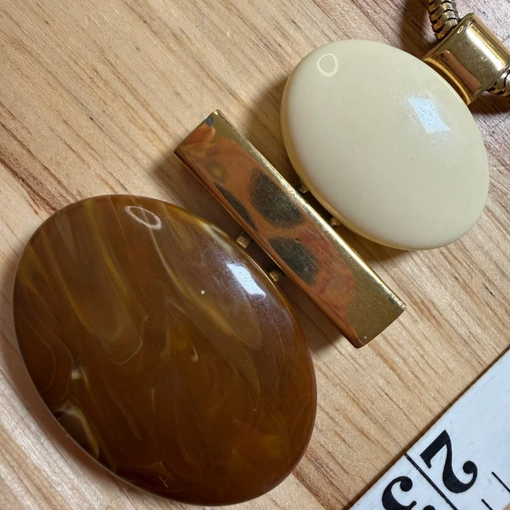 Avon Pendant Necklace Gold Tone Brown Cream Geometric Mid Century‎ Modern